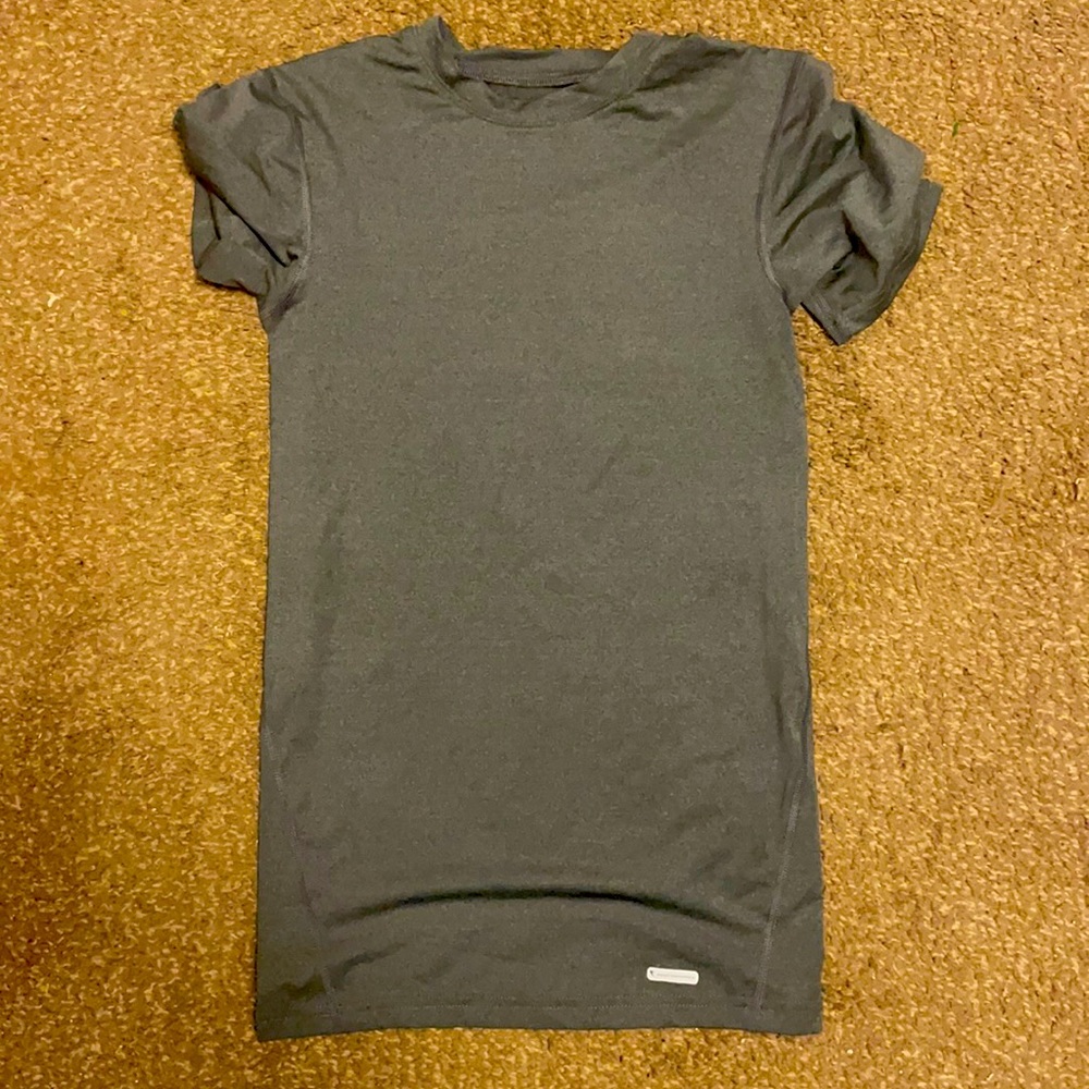 Women’s tee